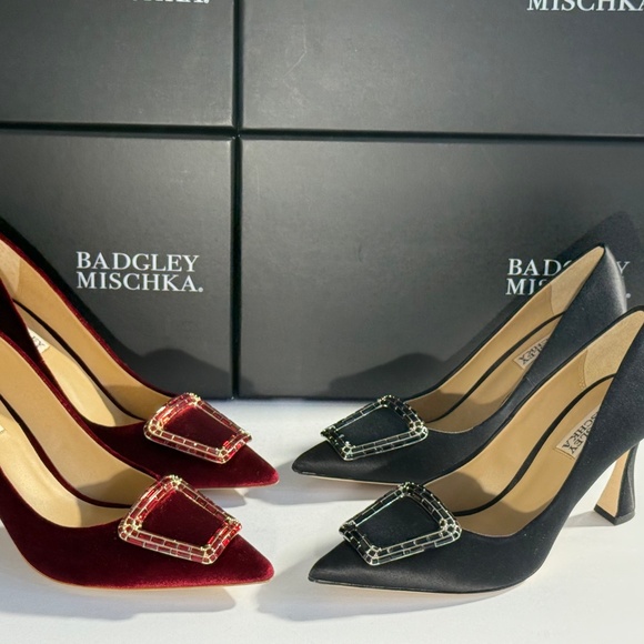 Badgley Mischka Women's Aubree Stiletto Pumps wt Crystal Buckle PICK COLOR SIZE - Picture 7 of 11